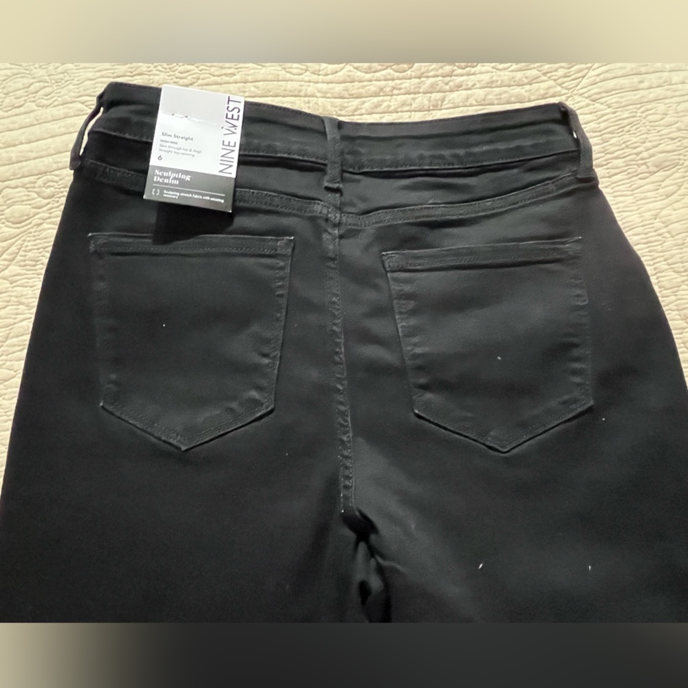 Women's Nine West High Rise Sculpting Straight Jeans. NWT - Picture 8 of 9